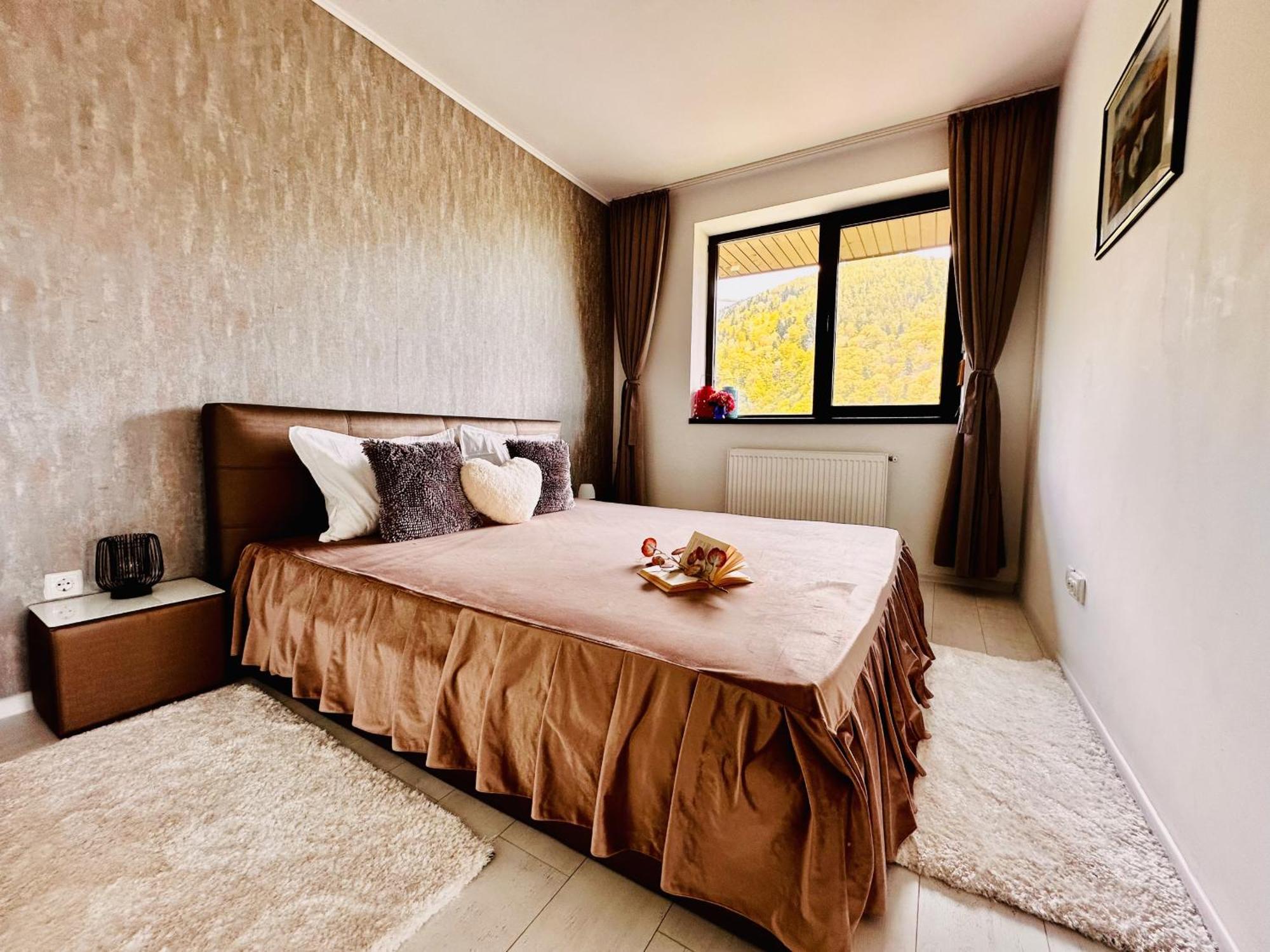 Sky Is The Limit Apartment Синая Екстериор снимка