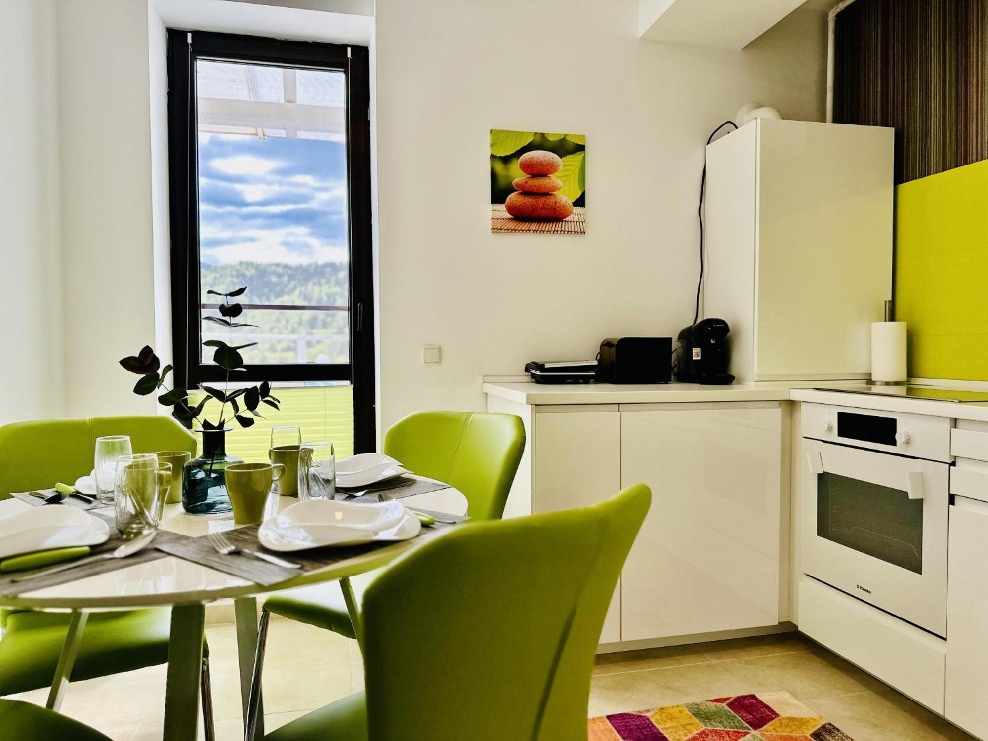 Sky Is The Limit Apartment Синая Екстериор снимка
