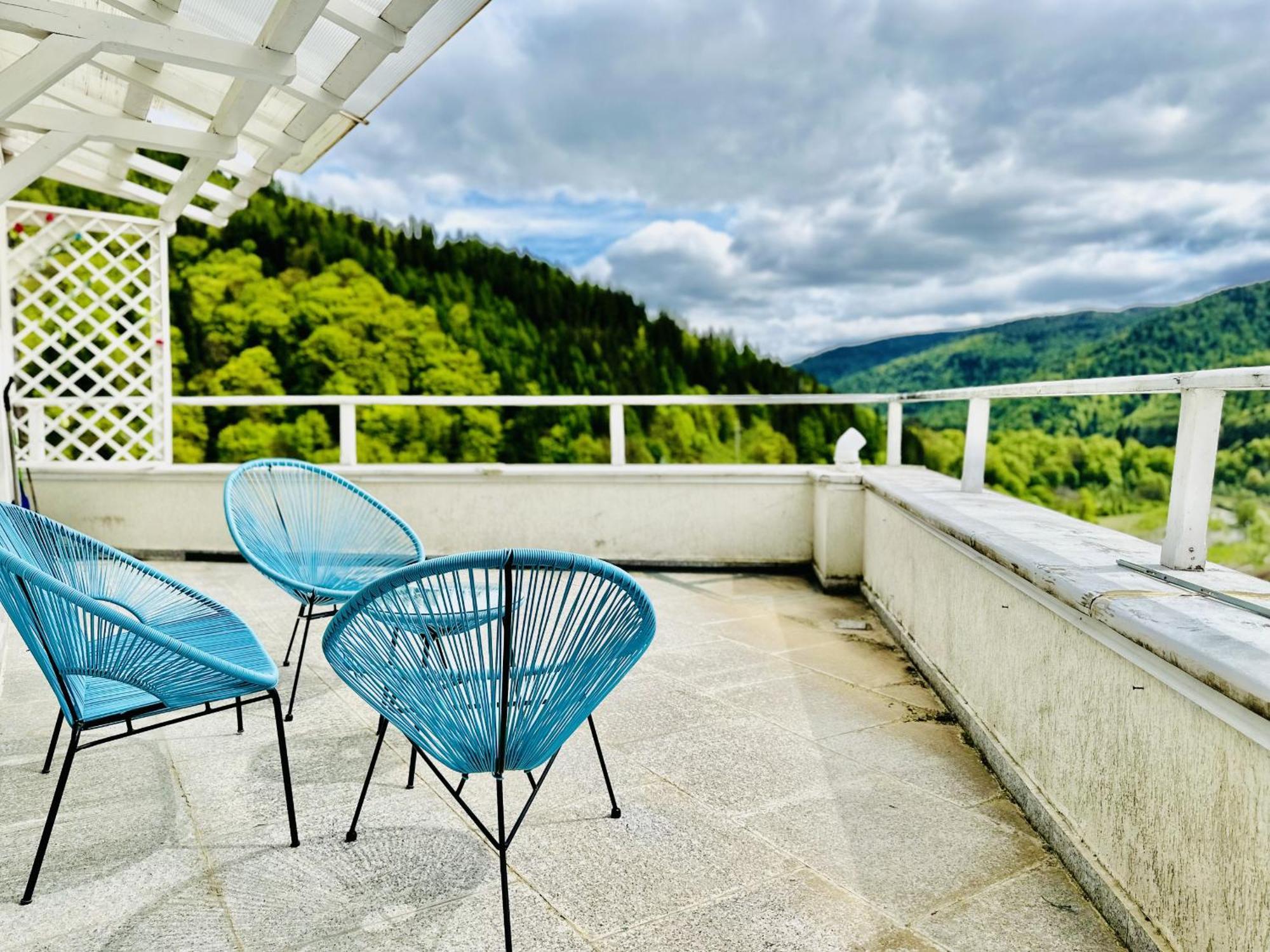 Sky Is The Limit Apartment Синая Екстериор снимка